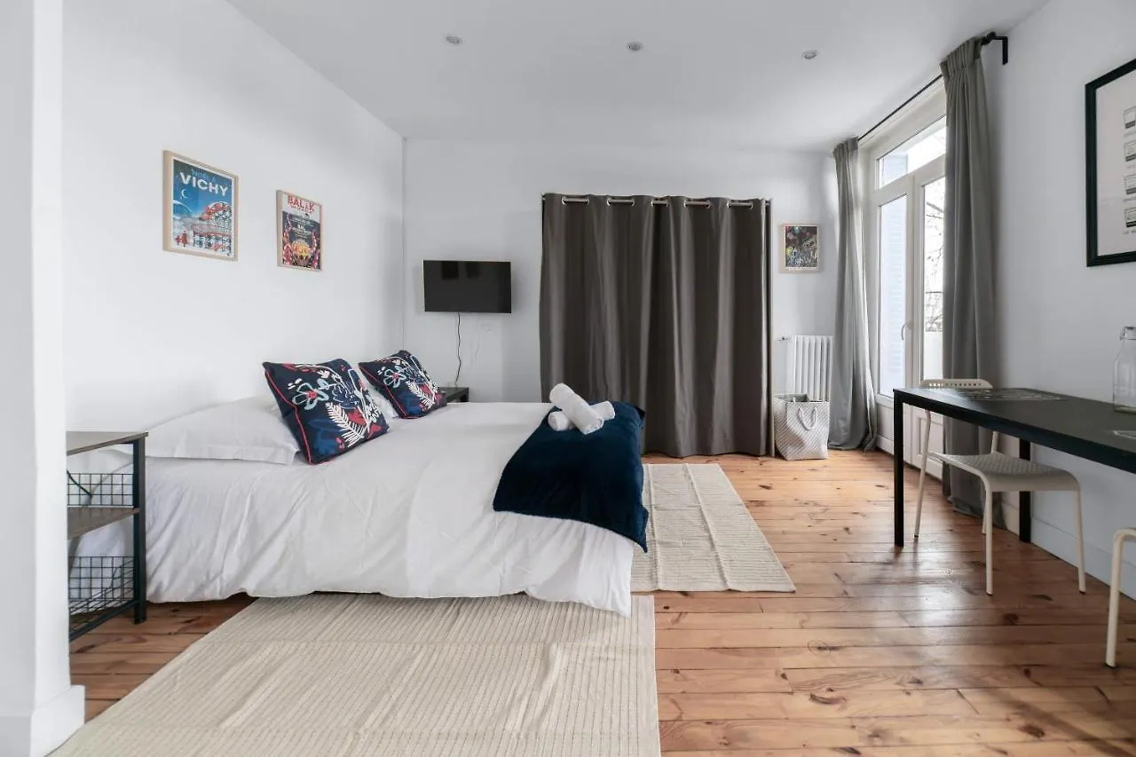 Residence Celestins - Appartements Centre Avec Parking Vichy