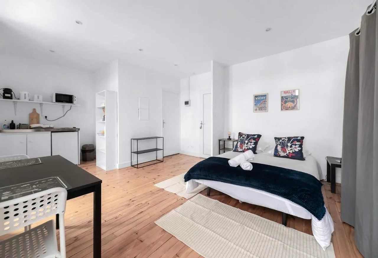 Apartment Residence Celestins - Appartements Centre Avec Parking Vichy