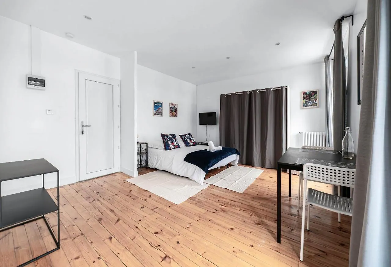 Apartment Residence Celestins - Appartements Centre Avec Parking Vichy France